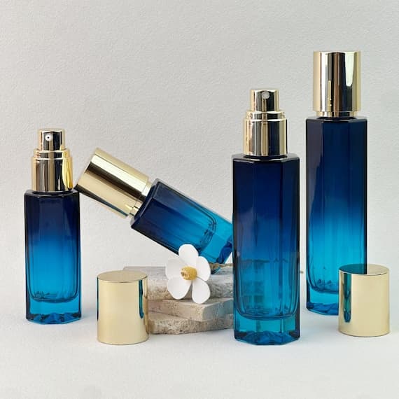 Blue Gradient Glass Spray Bottle, Lotion Pump Bottle, Cosmetic Packaging Bottle with Gold Pump, Refillable Fine Mist Spray Bottle